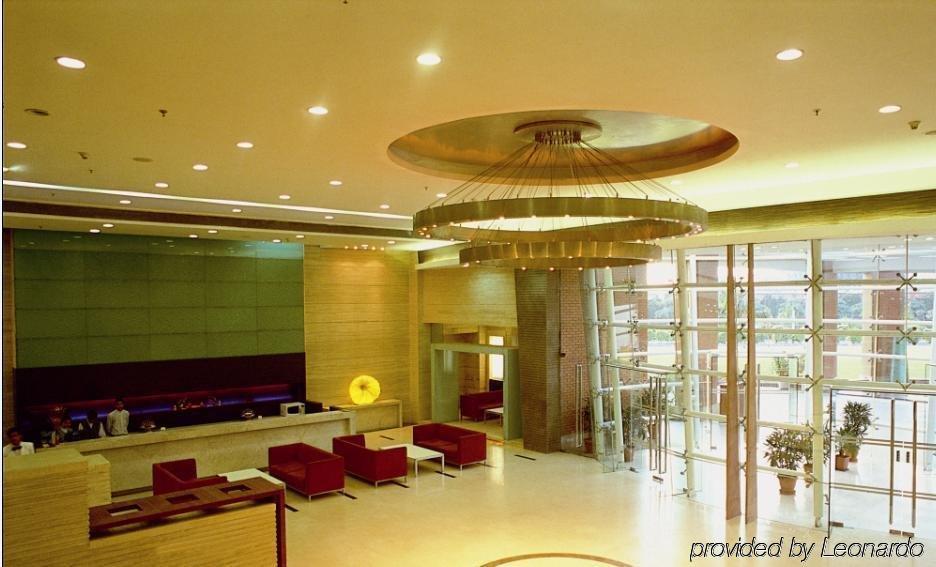 Aveda Hotel - Ludhiana ลูดิฮานา ภายใน รูปภาพ
