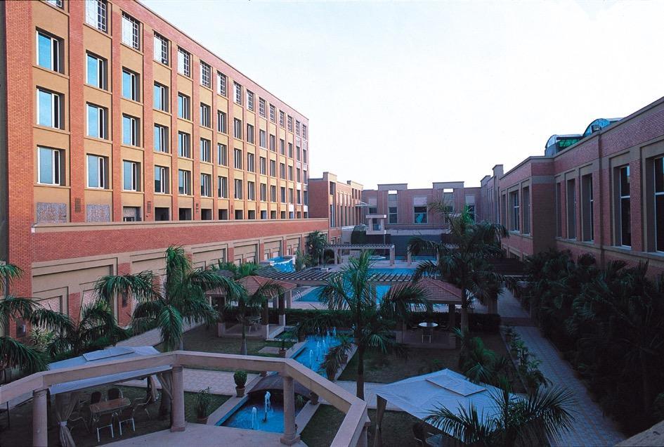 Aveda Hotel - Ludhiana ลูดิฮานา ภายนอก รูปภาพ