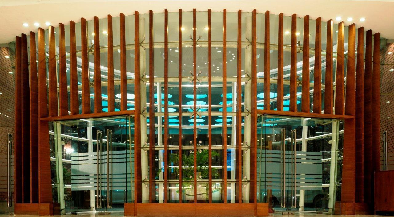 Aveda Hotel - Ludhiana ลูดิฮานา ภายนอก รูปภาพ